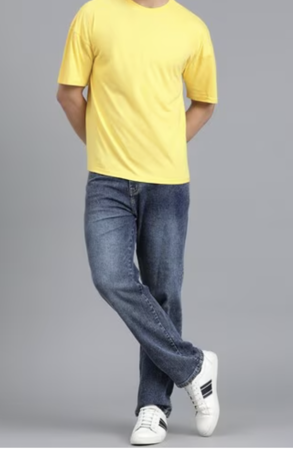 Men Lightly-Washed Straight Fit Jeans - Image 2